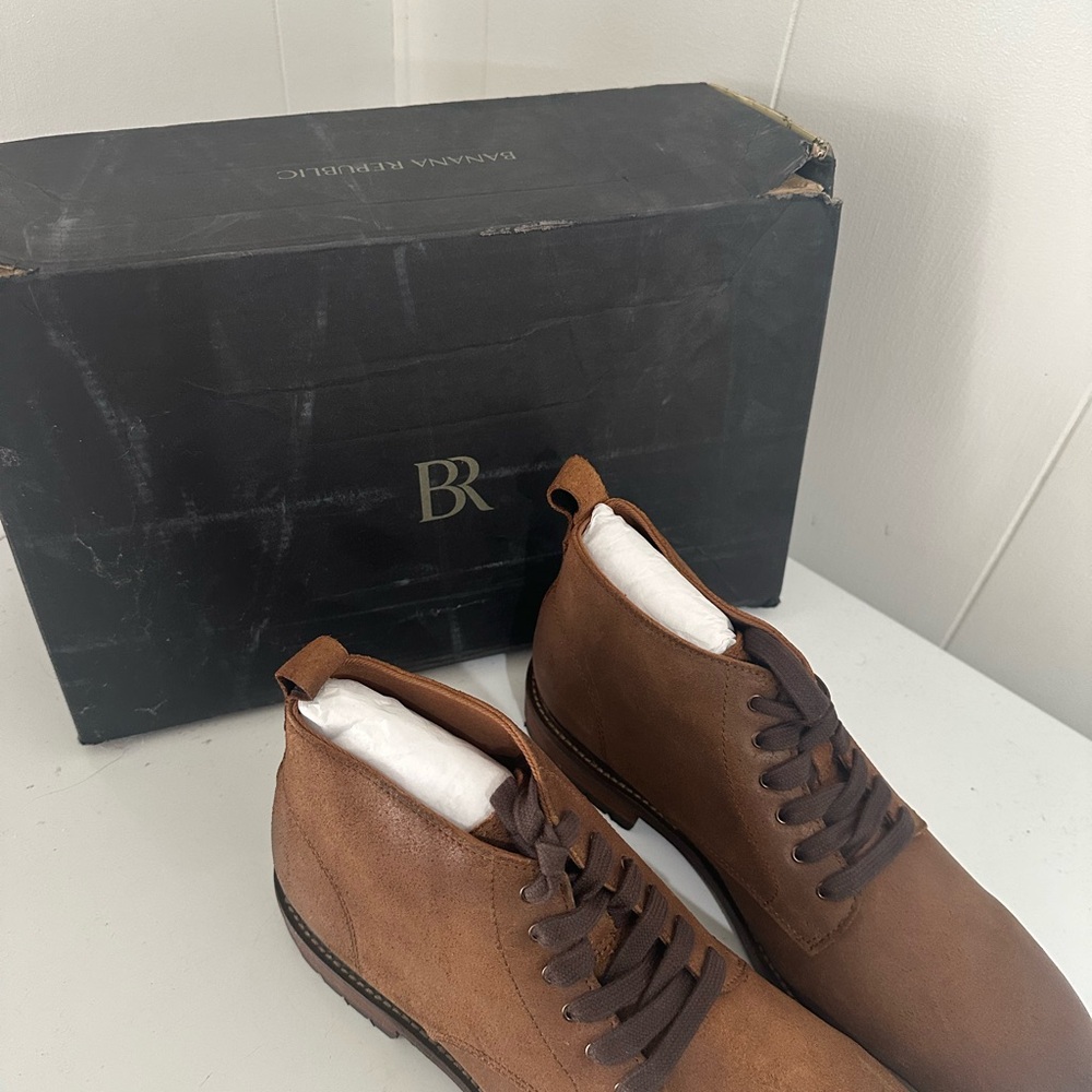 Banana Republic Men's Tan Chukka Boots Size9/Brand New